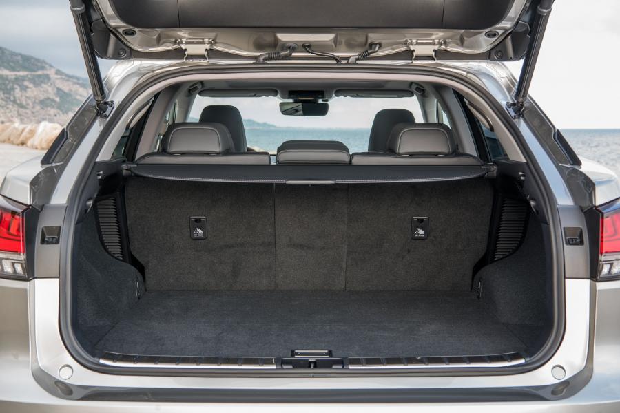 Багажник Lexus RX450h 2019 года  (WW) (фото 68 из 97)